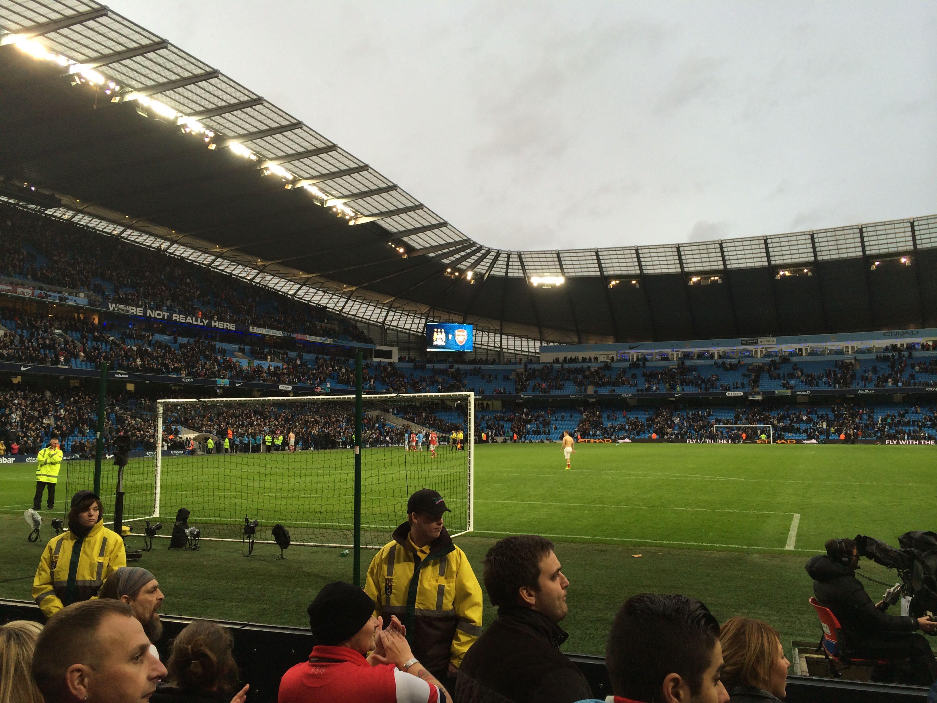 绝了，首秀就受伤！浓眉成玻璃人，詹姆斯预言成真，独行侠被坑惨.