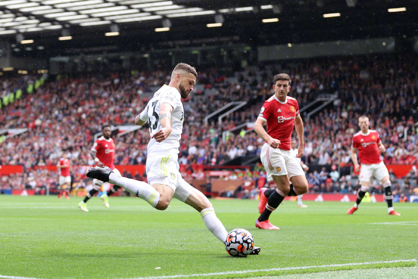 罗马诺：利雅得新月向努涅斯阐述了球队规划，下一步商讨经济问题.